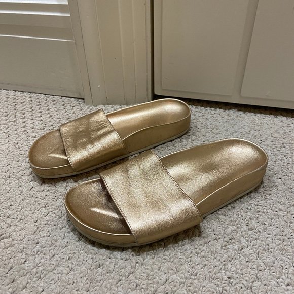 Halogen Rose Gold Slides - Picture 2 of 3